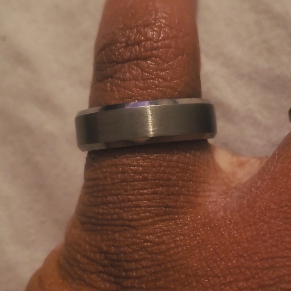 Wedding ring - Picture 4 of 4